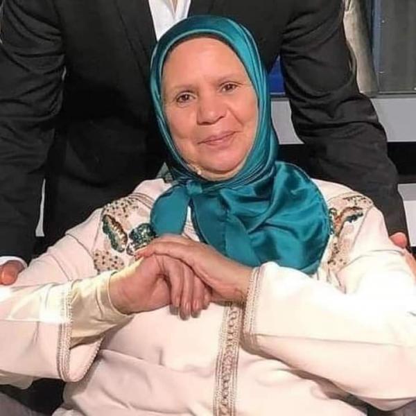 الفنانة المغربية سعاد صابر